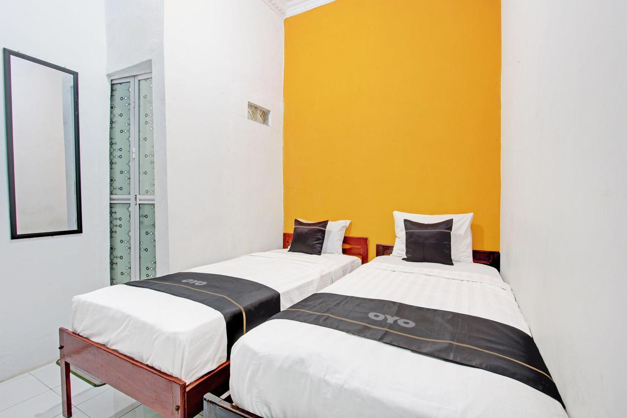 Capital O 92929 Hotel New Tirta Kencana Syariah Tegal  Dış mekan fotoğraf