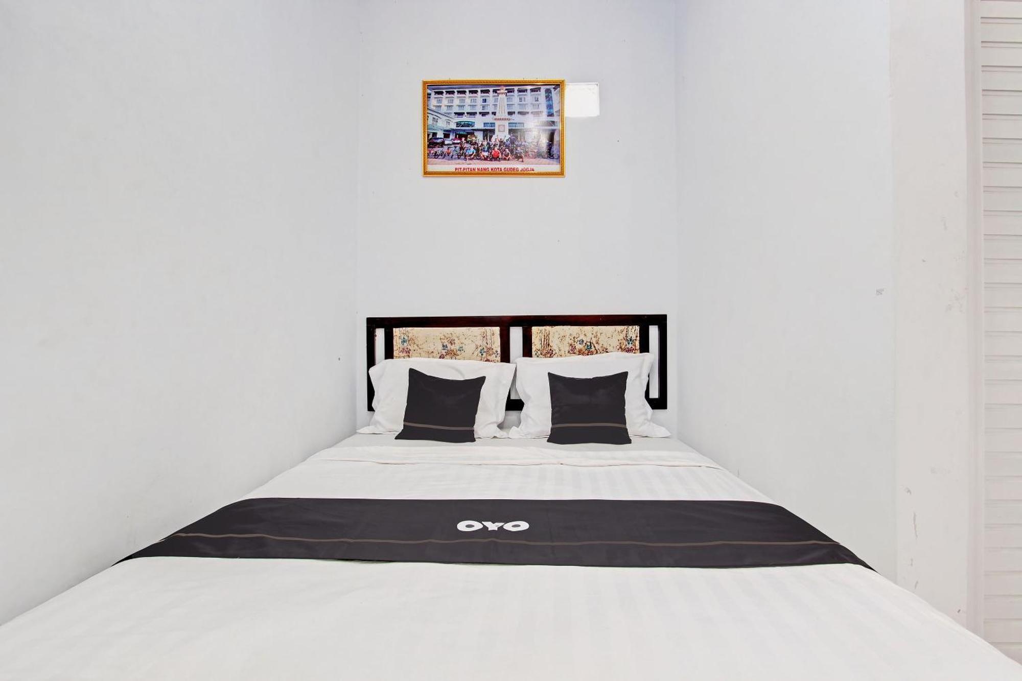 Capital O 92929 Hotel New Tirta Kencana Syariah Tegal  Dış mekan fotoğraf