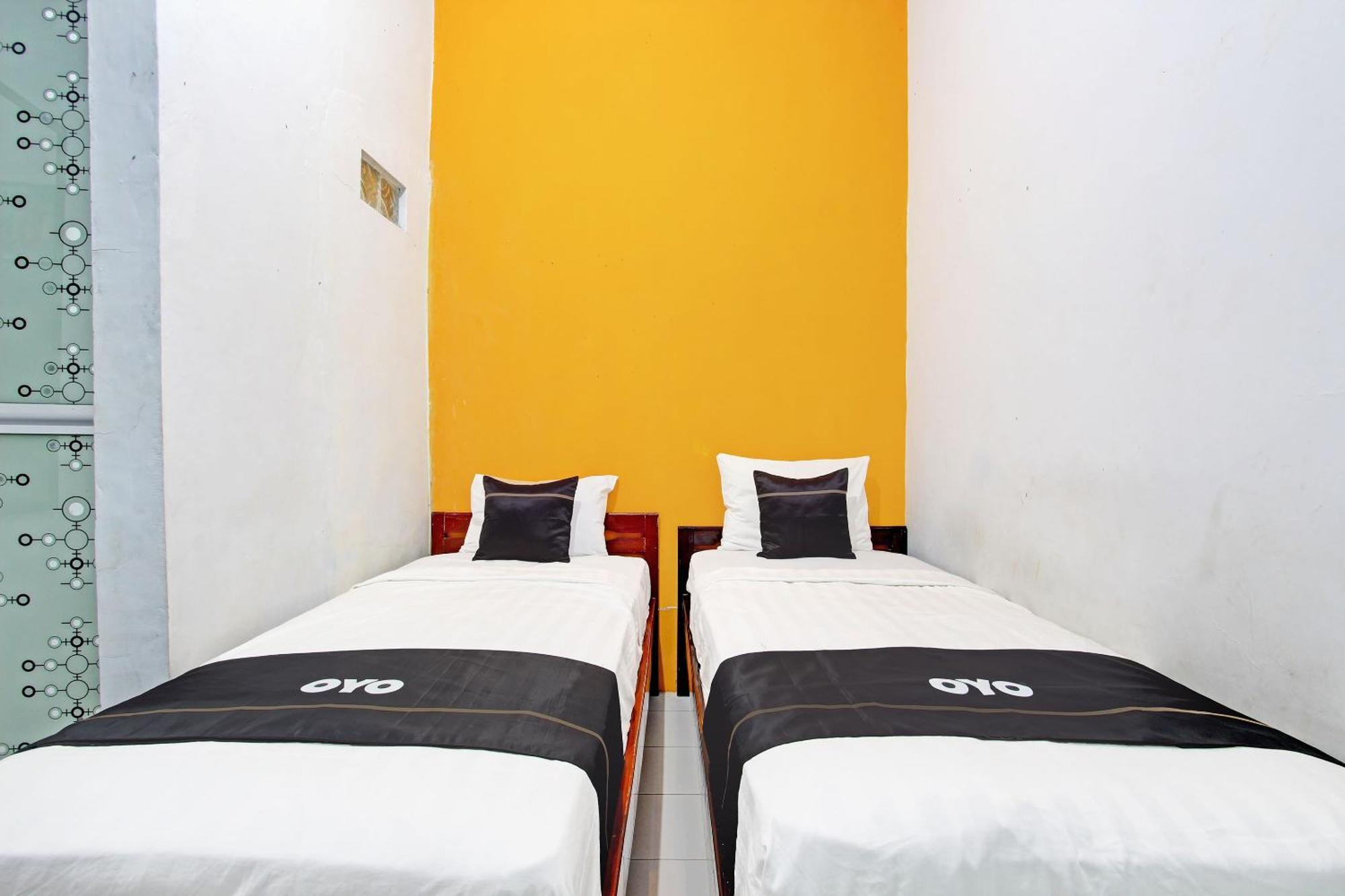 Capital O 92929 Hotel New Tirta Kencana Syariah Tegal  Dış mekan fotoğraf