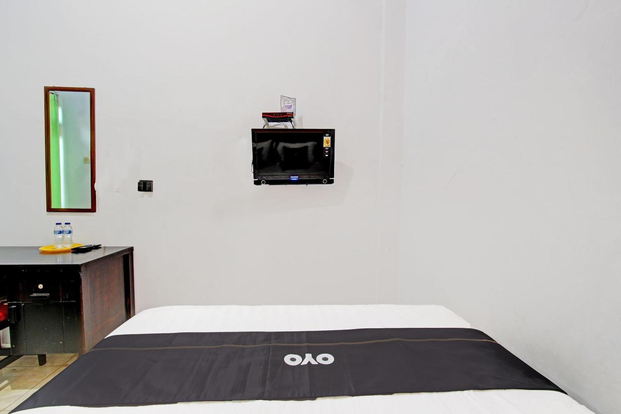 Capital O 92929 Hotel New Tirta Kencana Syariah Tegal  Dış mekan fotoğraf