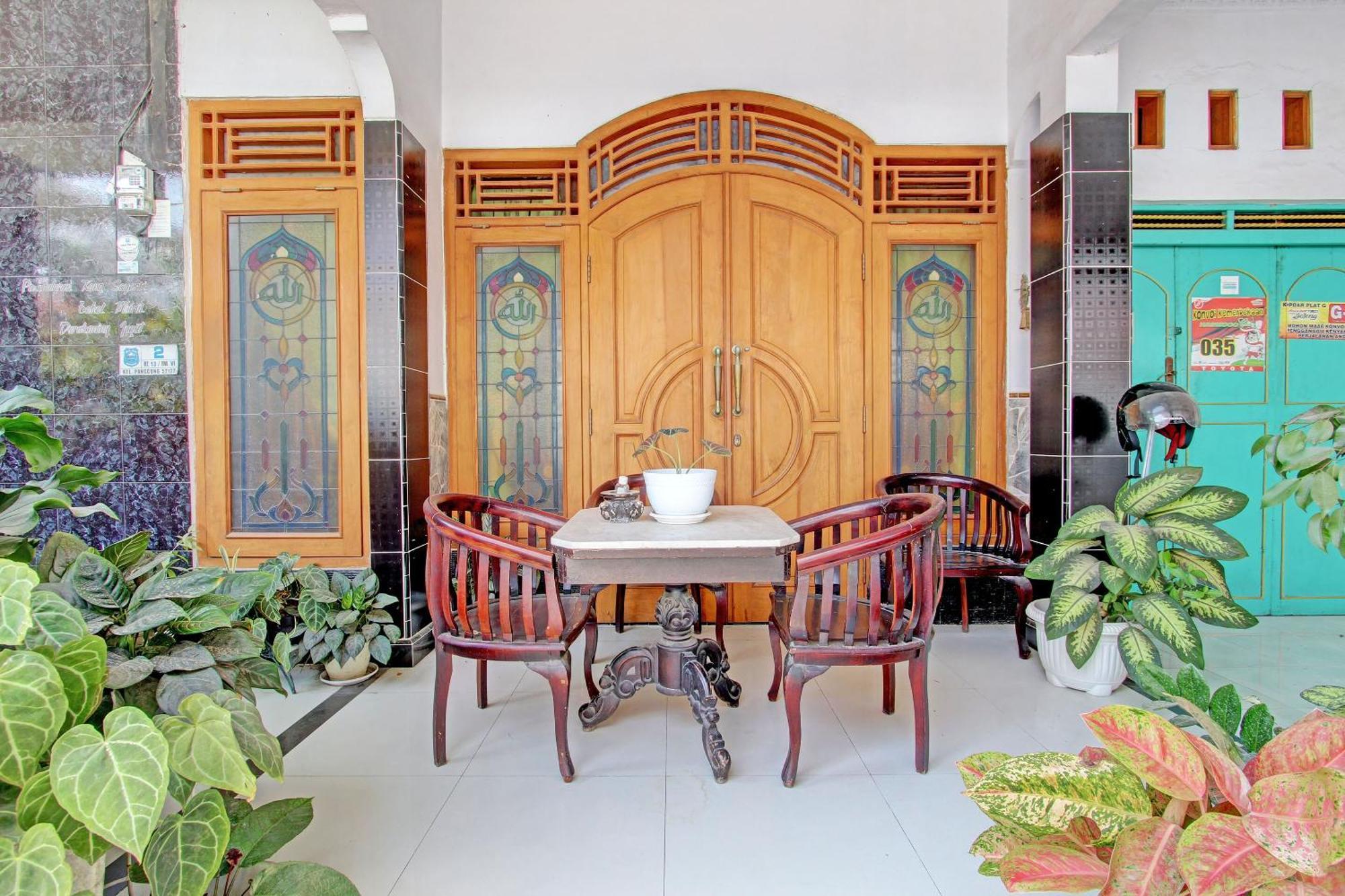 Capital O 92929 Hotel New Tirta Kencana Syariah Tegal  Dış mekan fotoğraf